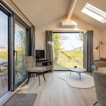 Tiny House With Deck In - Tuin Keet - 18 * Oud Ade